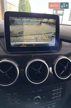 Хетчбек Mercedes-Benz B-Class 2017 в 