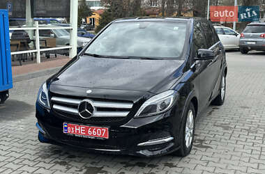 Хэтчбек Mercedes-Benz B-Class 2016 в 