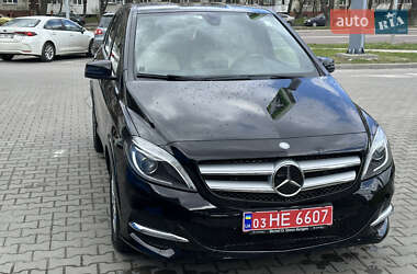 Хэтчбек Mercedes-Benz B-Class 2016 в 