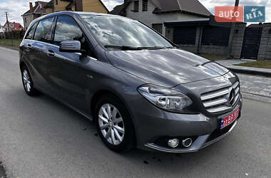 Хэтчбек Mercedes-Benz B-Class 2012 в 