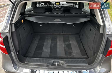 Хэтчбек Mercedes-Benz B-Class 2012 в 
