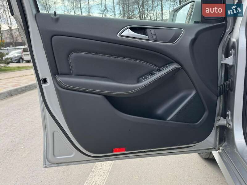 Хэтчбек Mercedes-Benz B-Class 2015 в Тернополе