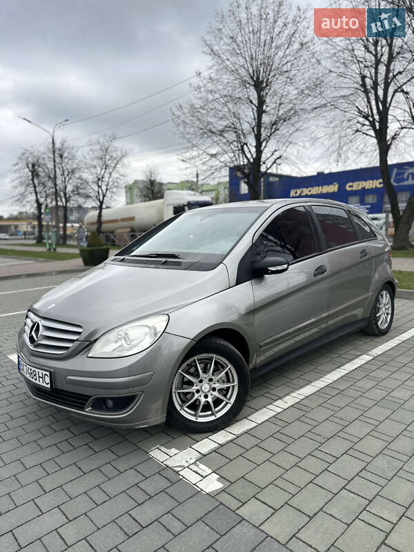 Хэтчбек Mercedes-Benz B-Class 2005 в 