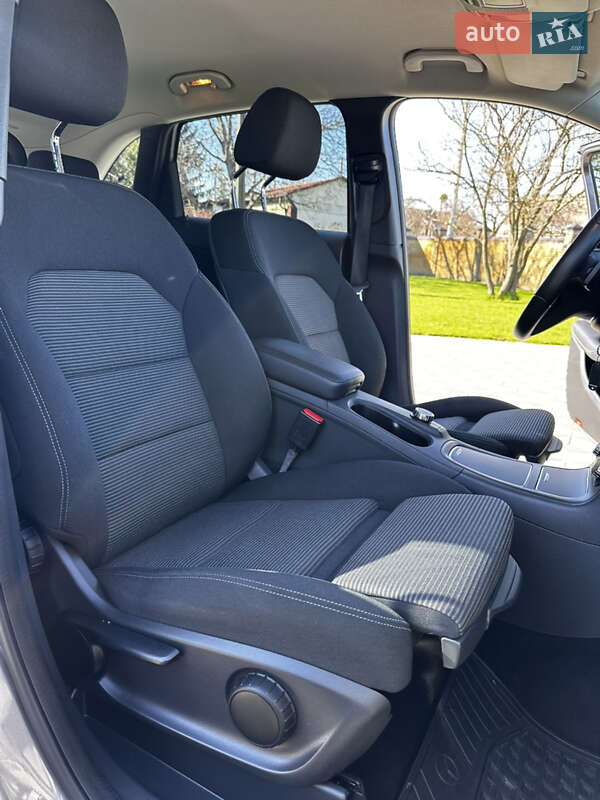 Хэтчбек Mercedes-Benz B-Class 2016 в Киеве