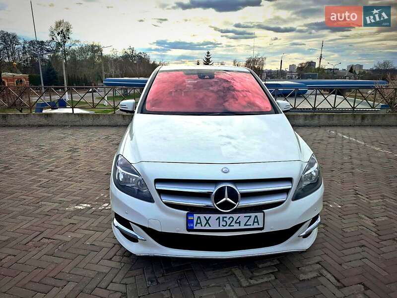 Хэтчбек Mercedes-Benz B-Class 2014 в Харькове