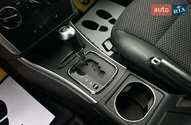 Хэтчбек Mercedes-Benz B-Class 2010 в 