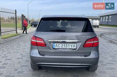 Хэтчбек Mercedes-Benz B-Class 2015 в 