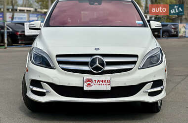 Хетчбек Mercedes-Benz B-Class 2015 в 