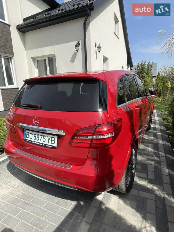 Хэтчбек Mercedes-Benz B-Class 2017 в Львове