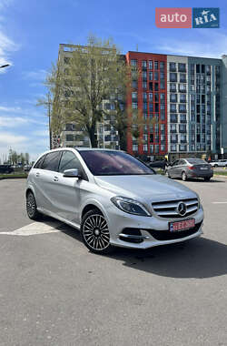 Хэтчбек Mercedes-Benz B-Class 2015 в 