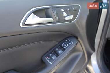 Хэтчбек Mercedes-Benz B-Class 2015 в 