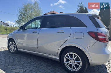 Хэтчбек Mercedes-Benz B-Class 2016 в 