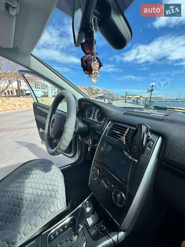 Хэтчбек Mercedes-Benz B-Class 2010 в Запорожье