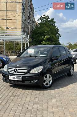 Хетчбек Mercedes-Benz B-Class 2005 в 