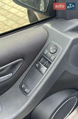 Хетчбек Mercedes-Benz B-Class 2005 в 
