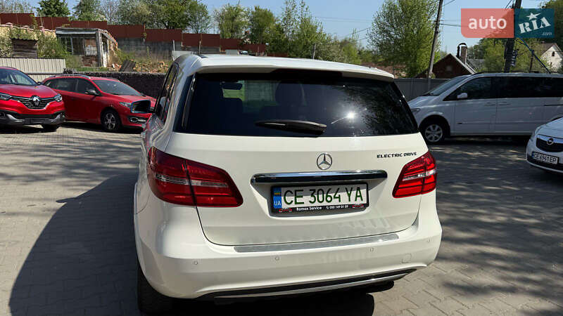 Хетчбек Mercedes-Benz B-Class 2015 в Чернівцях