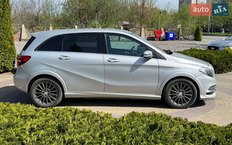 Хэтчбек Mercedes-Benz B-Class 2016 в Львове