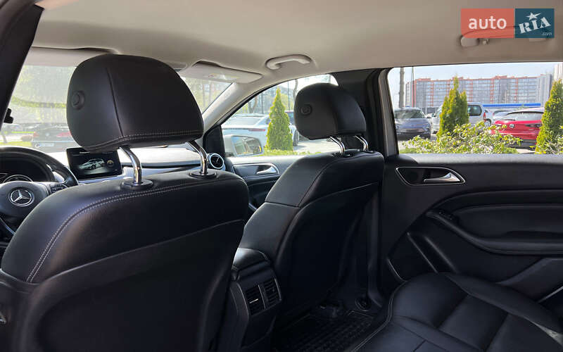 Хэтчбек Mercedes-Benz B-Class 2016 в Львове