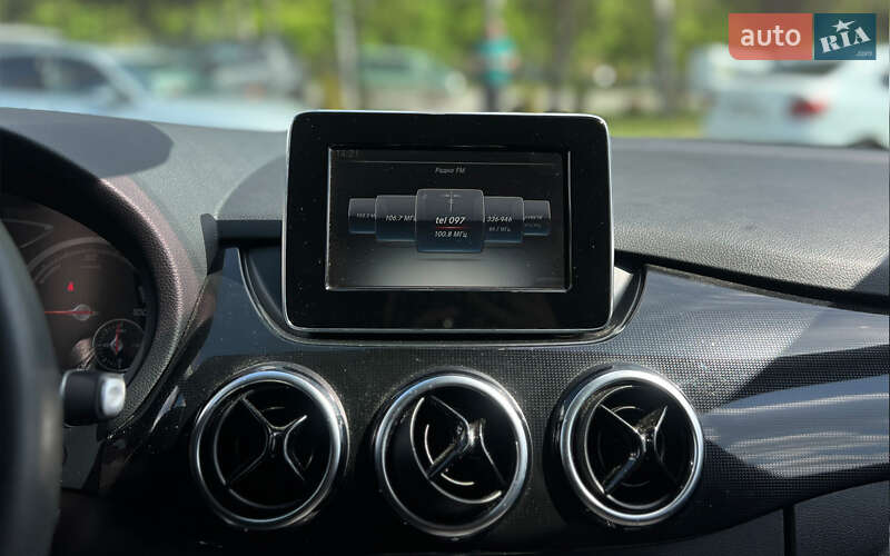 Хэтчбек Mercedes-Benz B-Class 2015 в Львове