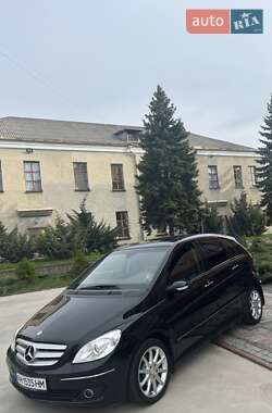Хэтчбек Mercedes-Benz B-Class 2005 в 