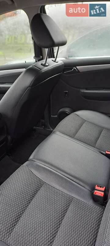 Хэтчбек Mercedes-Benz B-Class 2010 в Луцке