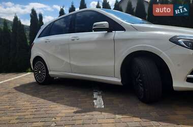 Хетчбек Mercedes-Benz B-Class 2015 в 