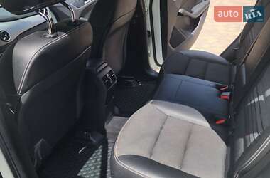 Хетчбек Mercedes-Benz B-Class 2015 в 