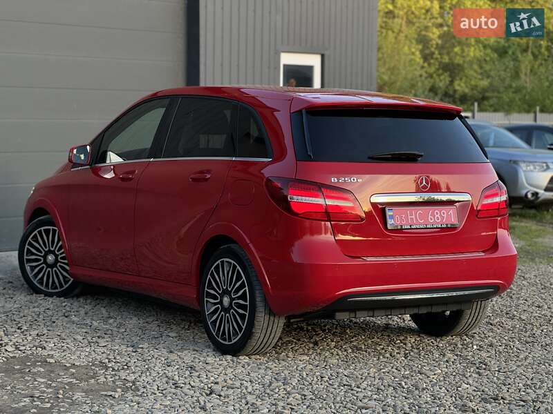 Хетчбек Mercedes-Benz B-Class 2016 в Трускавці