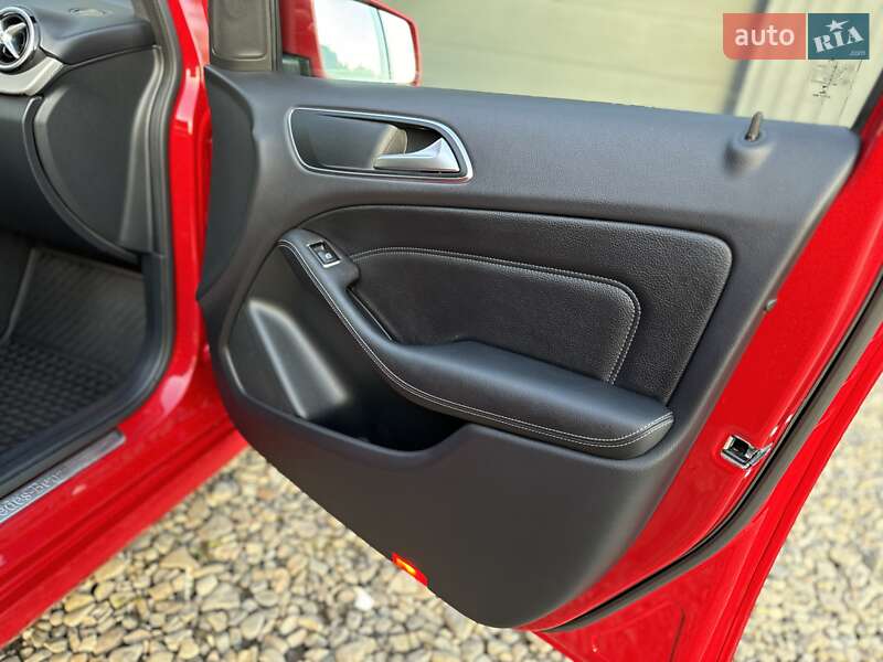 Хетчбек Mercedes-Benz B-Class 2016 в Трускавці