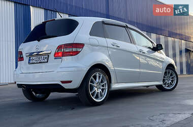 Хетчбек Mercedes-Benz B-Class 2010 в 
