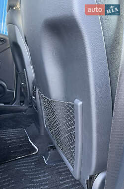 Хетчбек Mercedes-Benz B-Class 2010 в 
