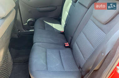 Хетчбек Mercedes-Benz B-Class 2011 в 