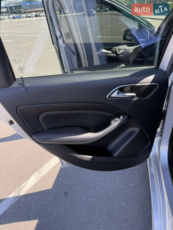 Хетчбек Mercedes-Benz B-Class 2017 в Дніпрі