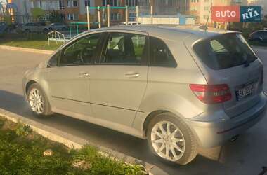 Хэтчбек Mercedes-Benz B-Class 2007 в 