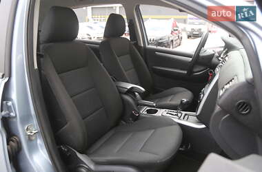 Хетчбек Mercedes-Benz B-Class 2010 в 