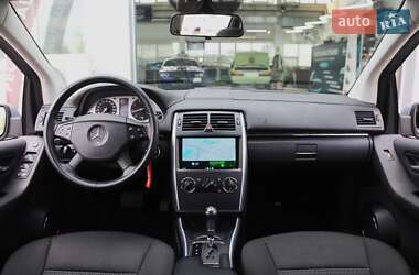 Хетчбек Mercedes-Benz B-Class 2010 в 