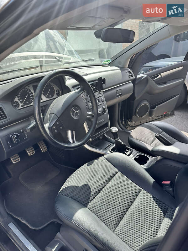 Хэтчбек Mercedes-Benz B-Class 2011 в Виннице фото 10 Хэтчбек Mercedes-Benz B-Class 2011 в Виннице