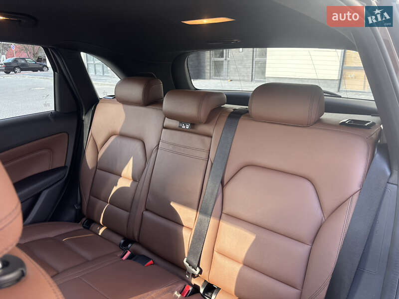 Хетчбек Mercedes-Benz B-Class 2015 в Івано-Франківську
