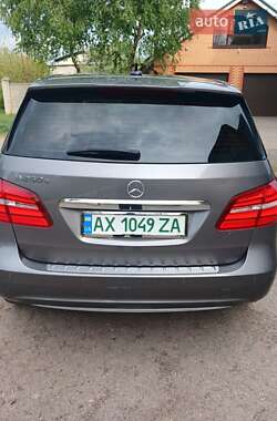 Хетчбек Mercedes-Benz B-Class 2016 в 