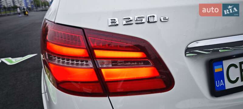 Хэтчбек Mercedes-Benz B-Class 2015 в Чернигове