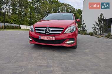 Хэтчбек Mercedes-Benz B-Class 2016 в 