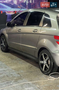 Хэтчбек Mercedes-Benz B-Class 2005 в Киеве