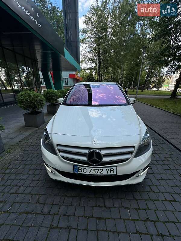Хэтчбек Mercedes-Benz B-Class 2015 в Львове