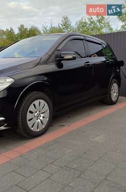 Хэтчбек Mercedes-Benz B-Class 2015 в 