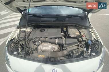 Хэтчбек Mercedes-Benz B-Class 2014 в 