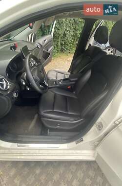 Хэтчбек Mercedes-Benz B-Class 2014 в 