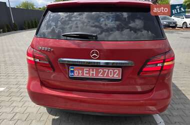 Хэтчбек Mercedes-Benz B-Class 2016 в 