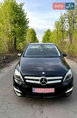 Хэтчбек Mercedes-Benz B-Class 2016 в 