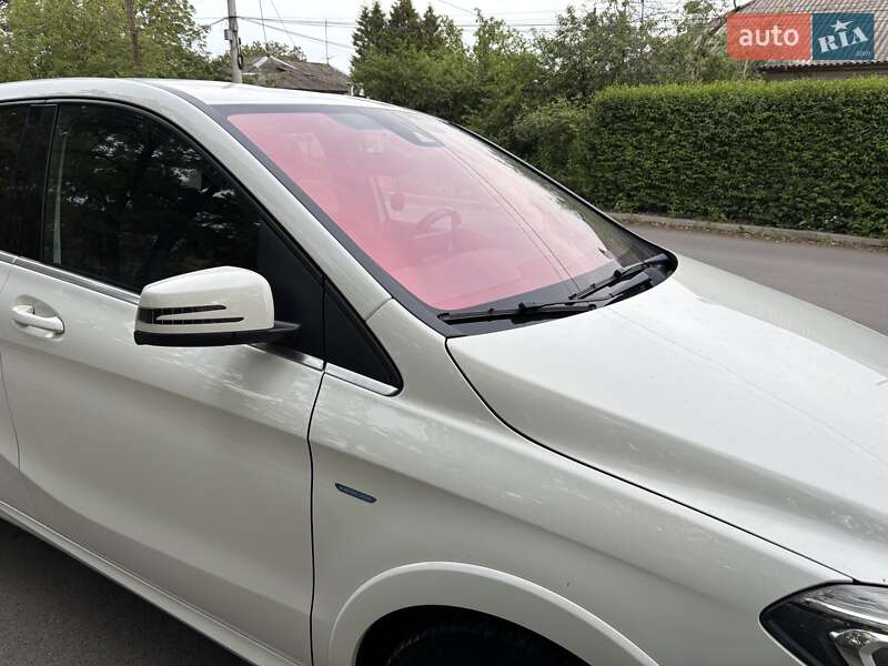 Хетчбек Mercedes-Benz B-Class 2017 в Умані