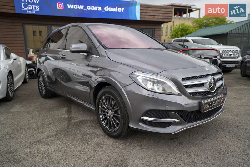 Хэтчбек Mercedes-Benz B-Class 2015 в Киеве